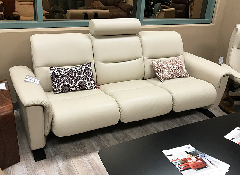 Stressless Panorama Sofa in Cori Fog 09137 Leather